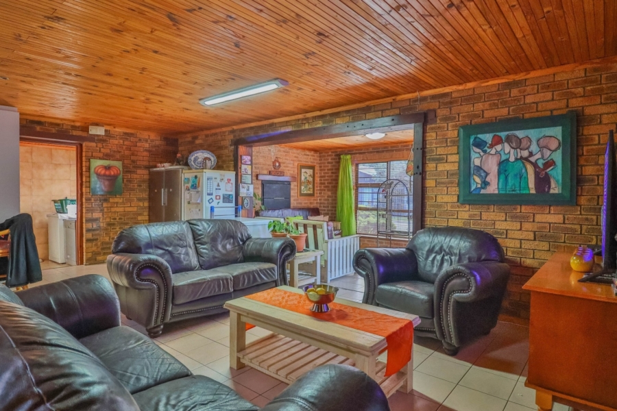3 Bedroom Property for Sale in Kleinmond Western Cape